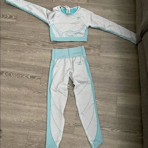 Gymshark Amplify Blue set
